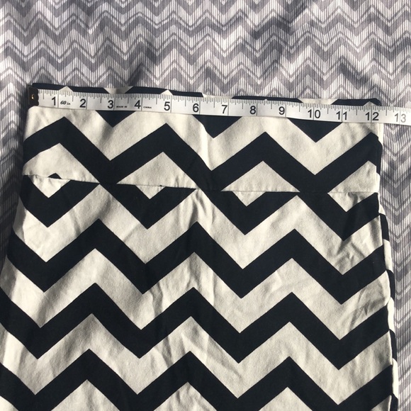 Charlotte Russe - Chevron Mini - Picture 4 of 5